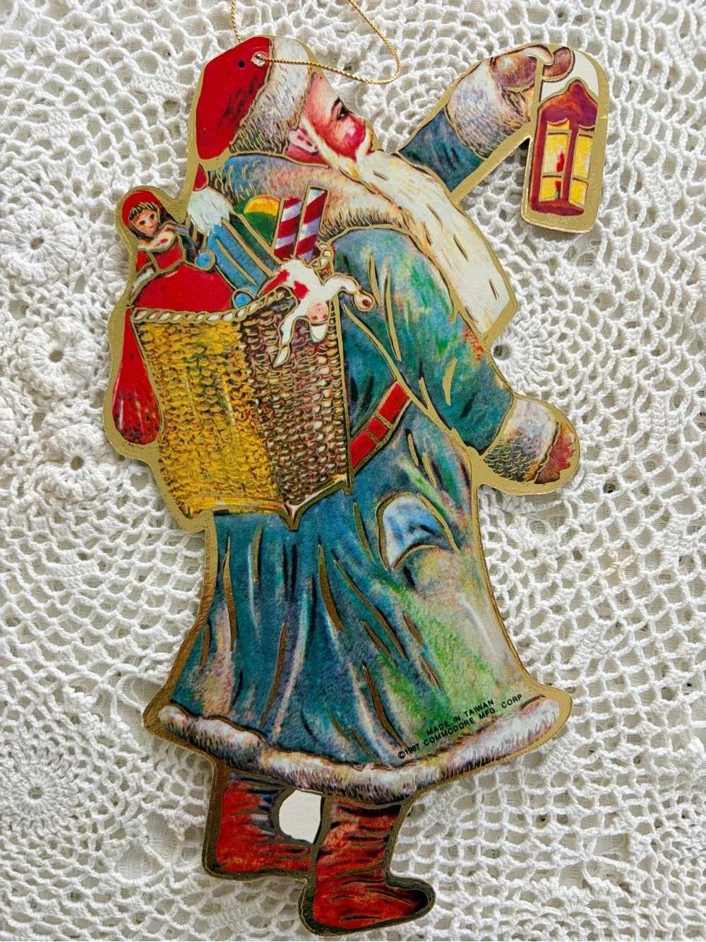 4 Vintage 1987 Die Cut Santa Claus Hanging Ornaments Father Christmas Victorian
